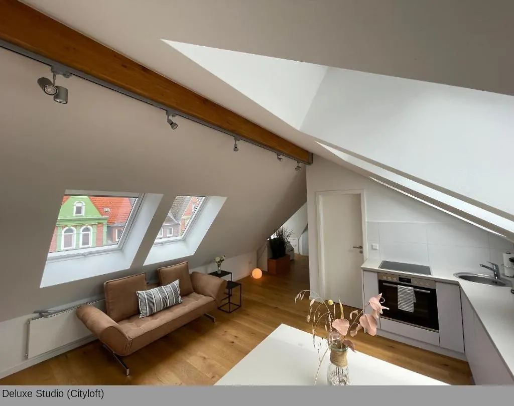Hannover Business Home 0*,