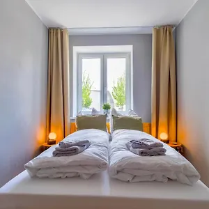4-room Luxury - Close To Station, Free Parking, Kitchen Apartment Leipzig